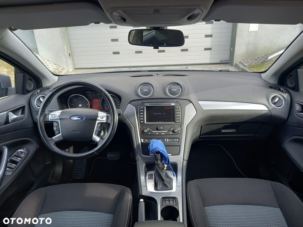 Ford Mondeo 2.0 TDCi Trend - 19