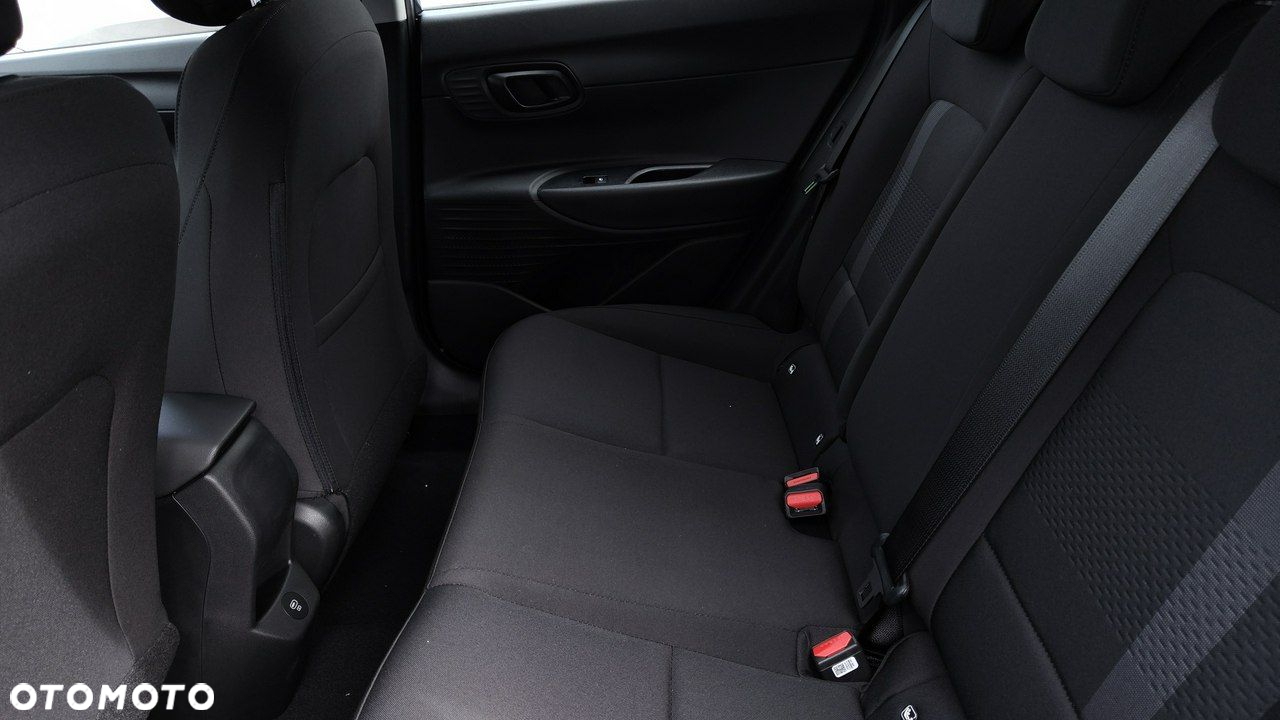 Hyundai i20 - 12