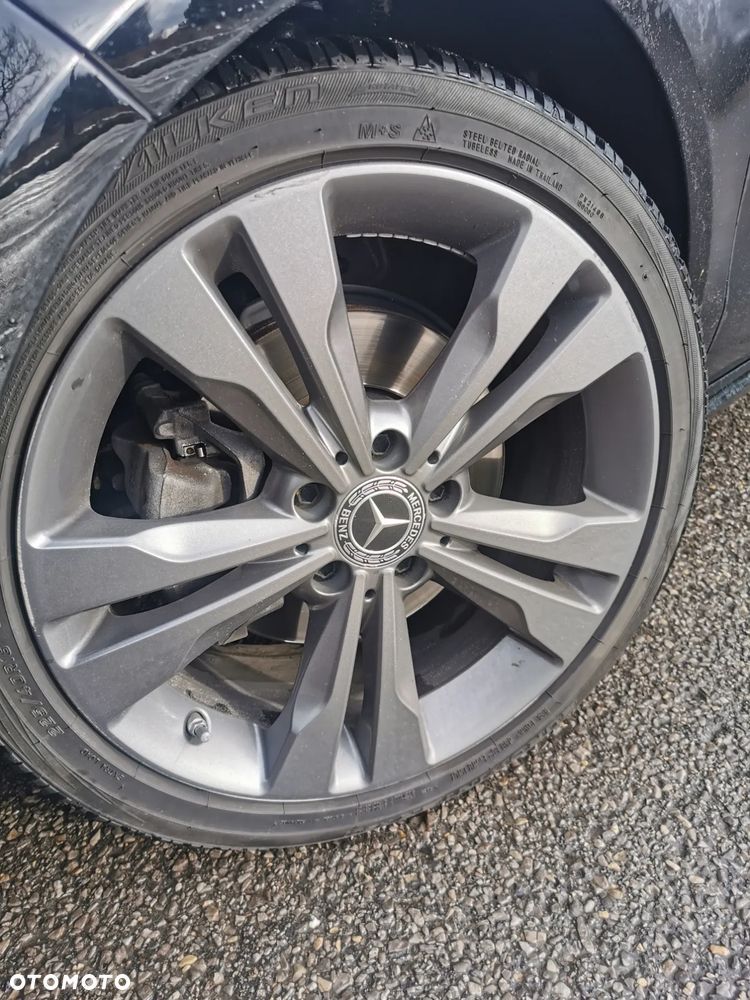 Mercedes-Benz CLA 220 4-Matic - 13