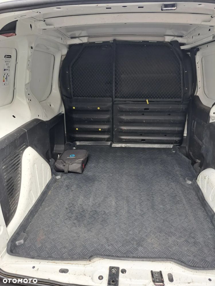 Peugeot Partner - 12