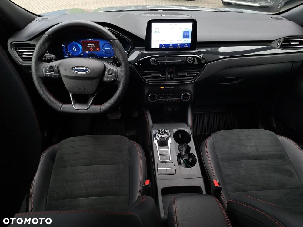 Ford Kuga 2.0 EcoBlue AWD ST-Line X - 23