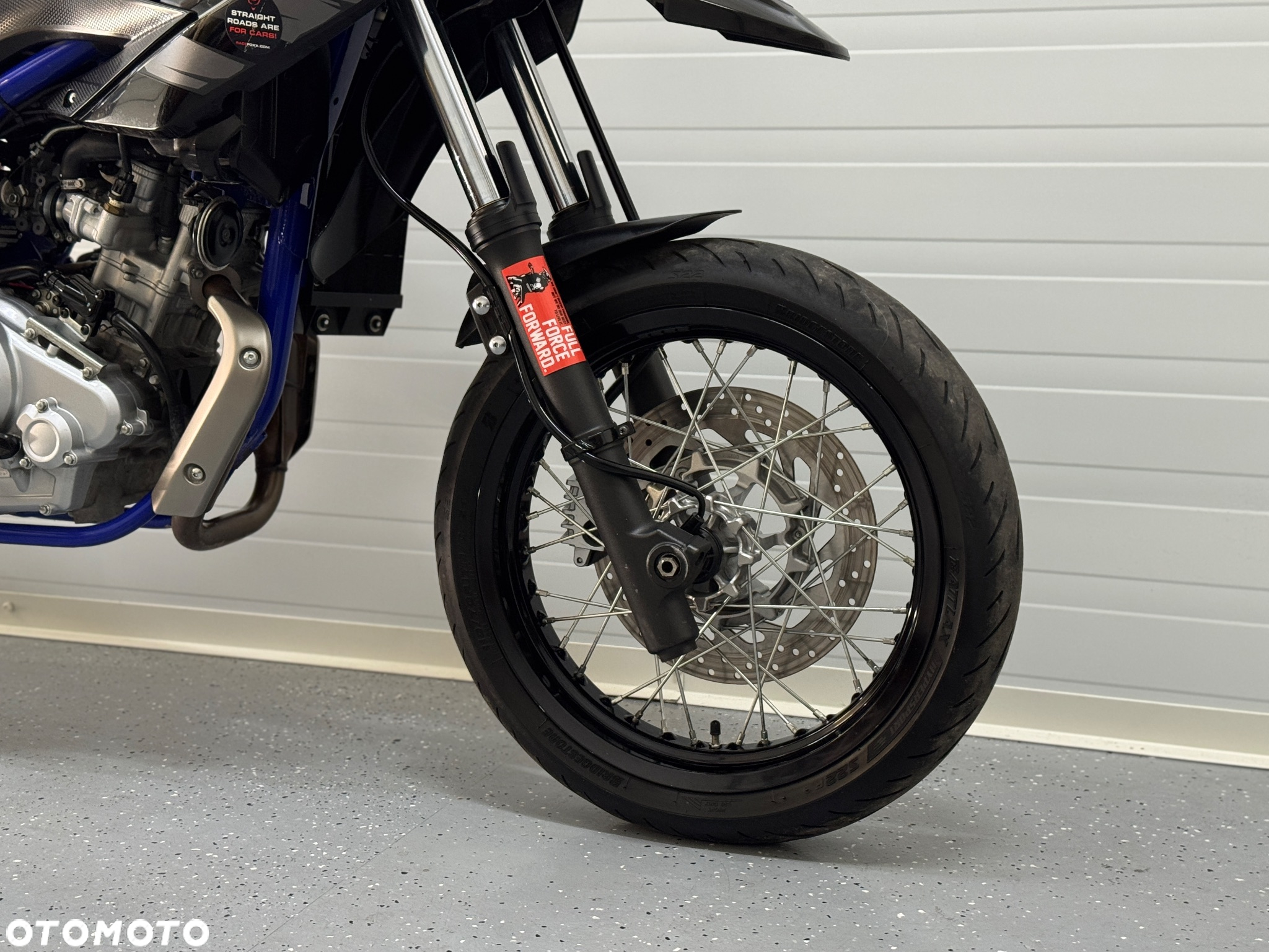 Yamaha WR - 8
