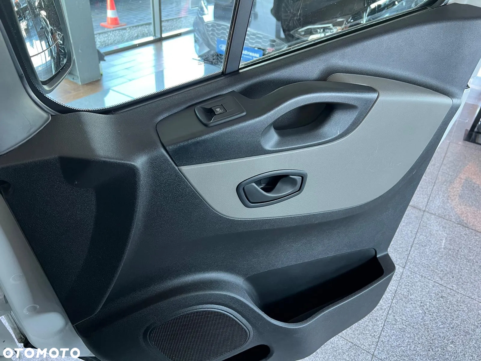 Renault Trafic - 39