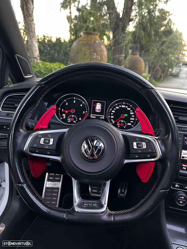 VW Golf 2.0 TDI GTD DSG - 9