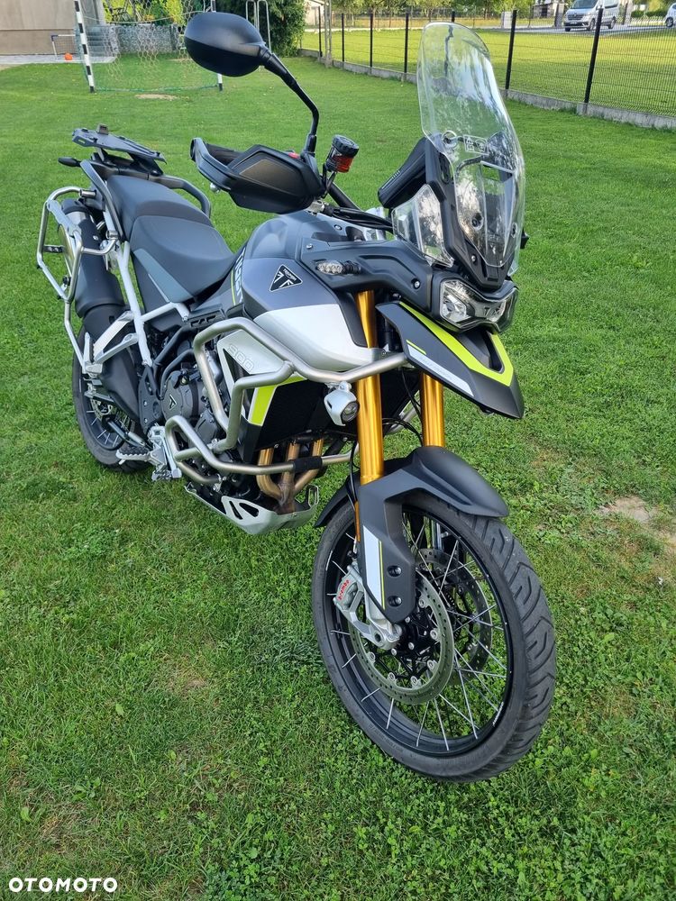 Triumph Tiger - 12