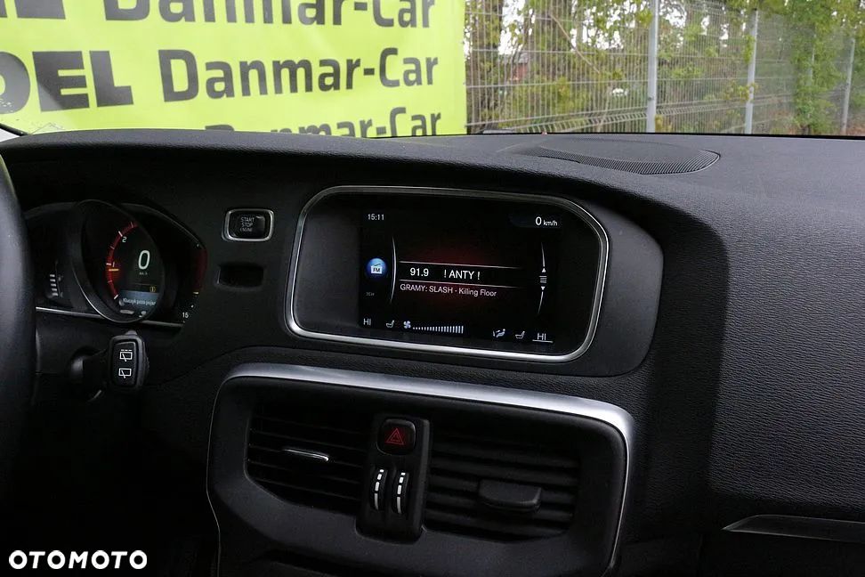 Volvo V40 D4 Summum - 17