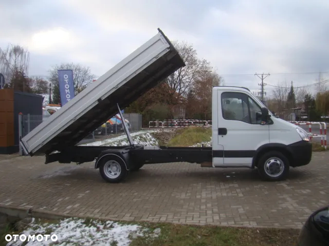 Iveco DAILY 35 C 12 3.5T 4.50M 3.5T NA HAKU - 4