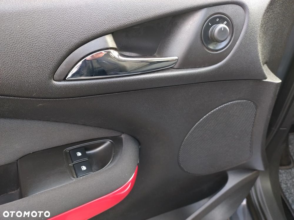 Opel Adam 1.2 Black Link - 21