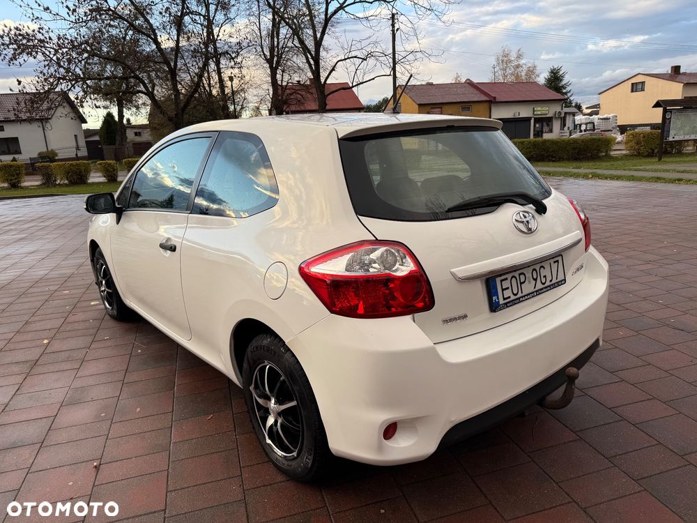 Toyota Auris 1.4 D-4D Edition - 4