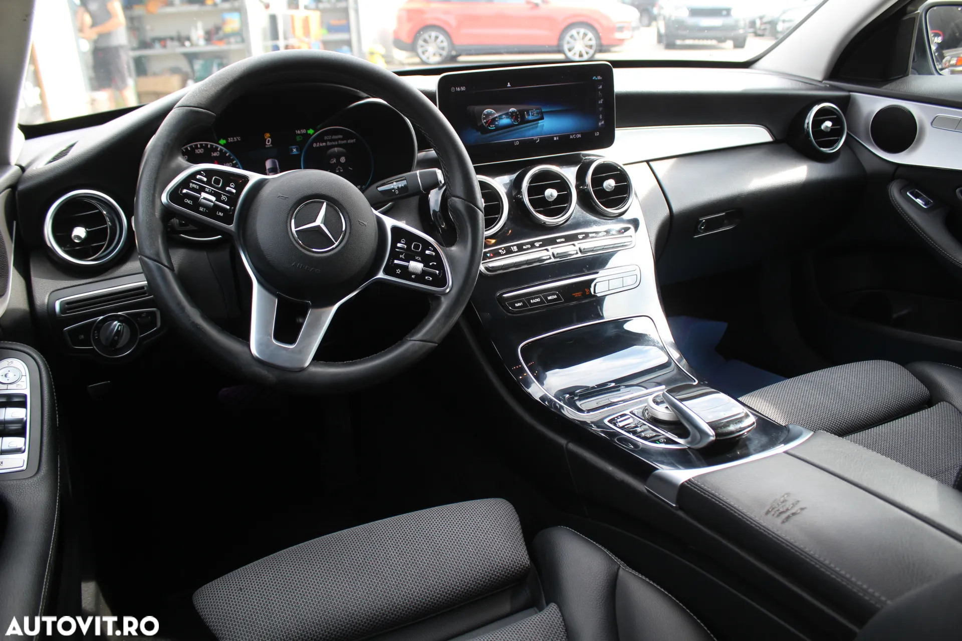 Mercedes-Benz C 220 d 4Matic T 9G-TRONIC - 4