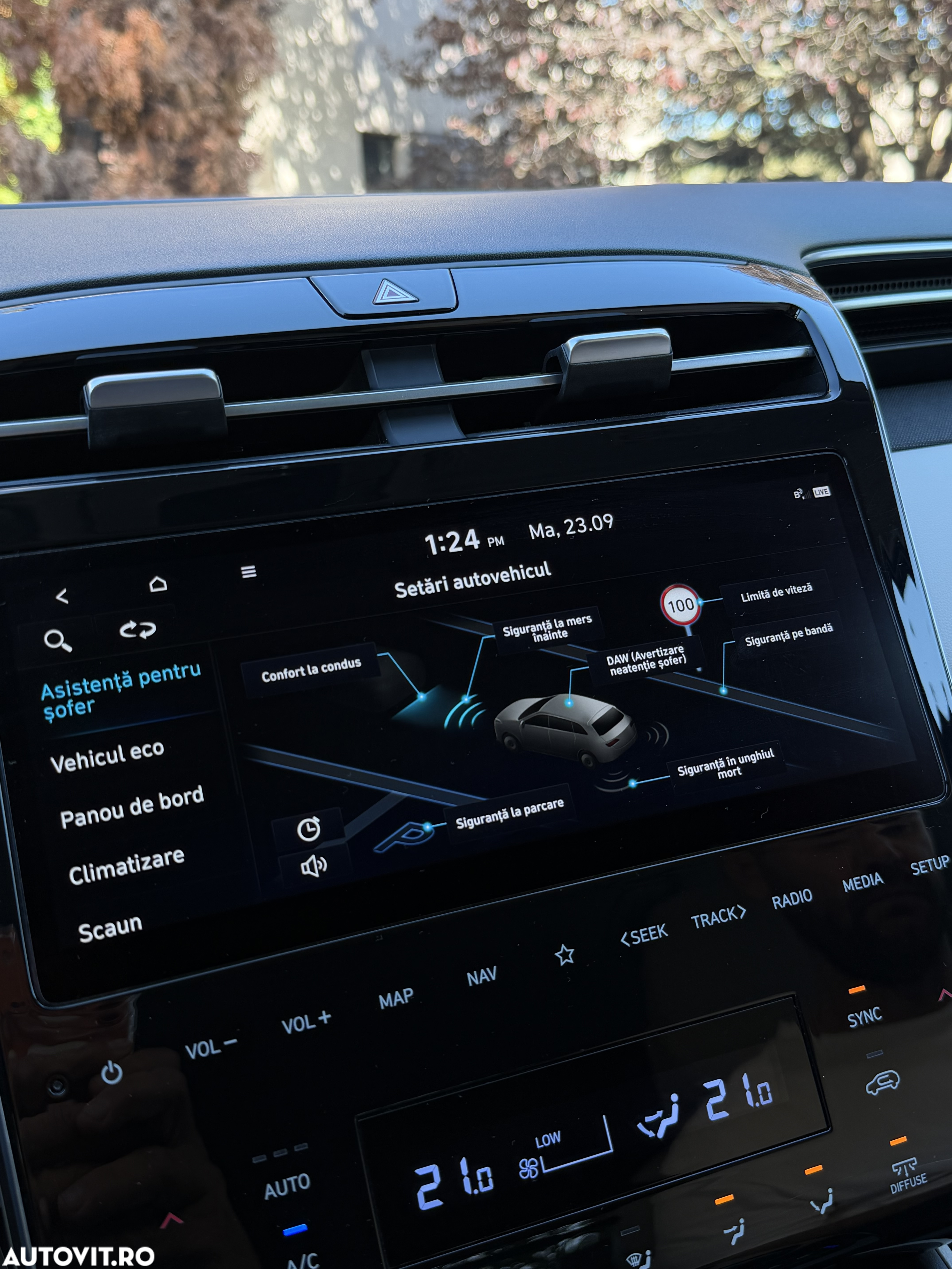 Hyundai Tucson PHEV 1.6 l 265 CP 4WD 6AT Luxury - 31