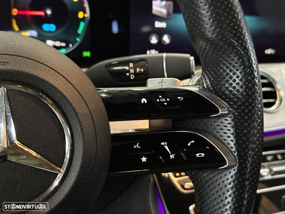 Mercedes-Benz E 300 de 4Matic 9G-TRONIC AMG Line - 11