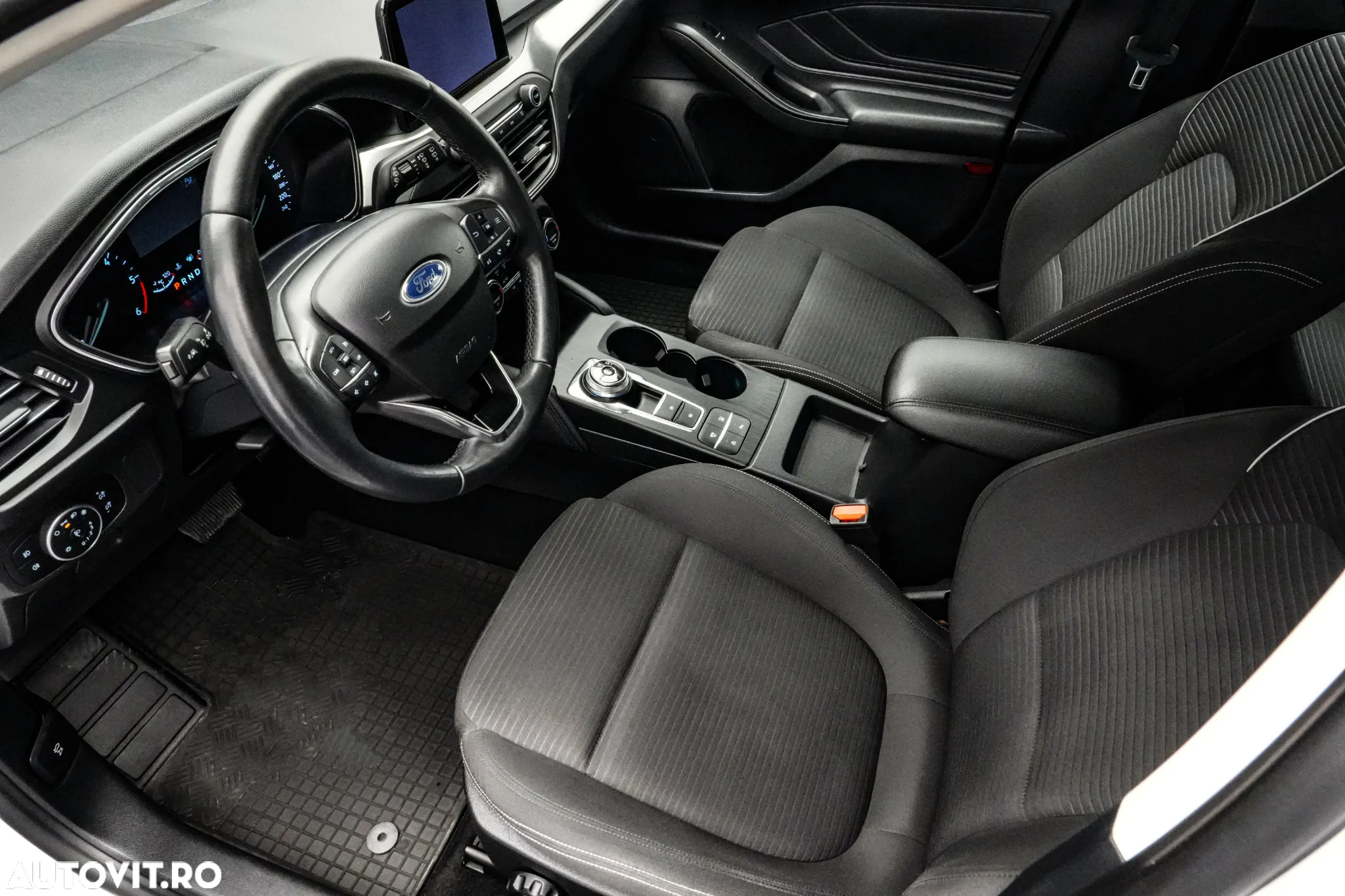 Ford Focus 2.0 EcoBlue Titanium Business - 9