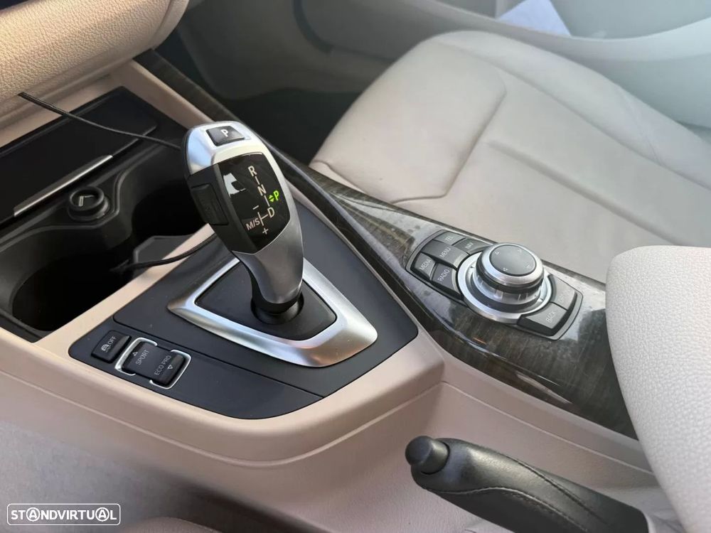 BMW 218 d Coupe Line Luxury Auto - 16