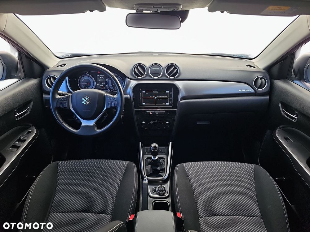 Suzuki Vitara 1.4 Boosterjet SHVS Premium 4WD - 13
