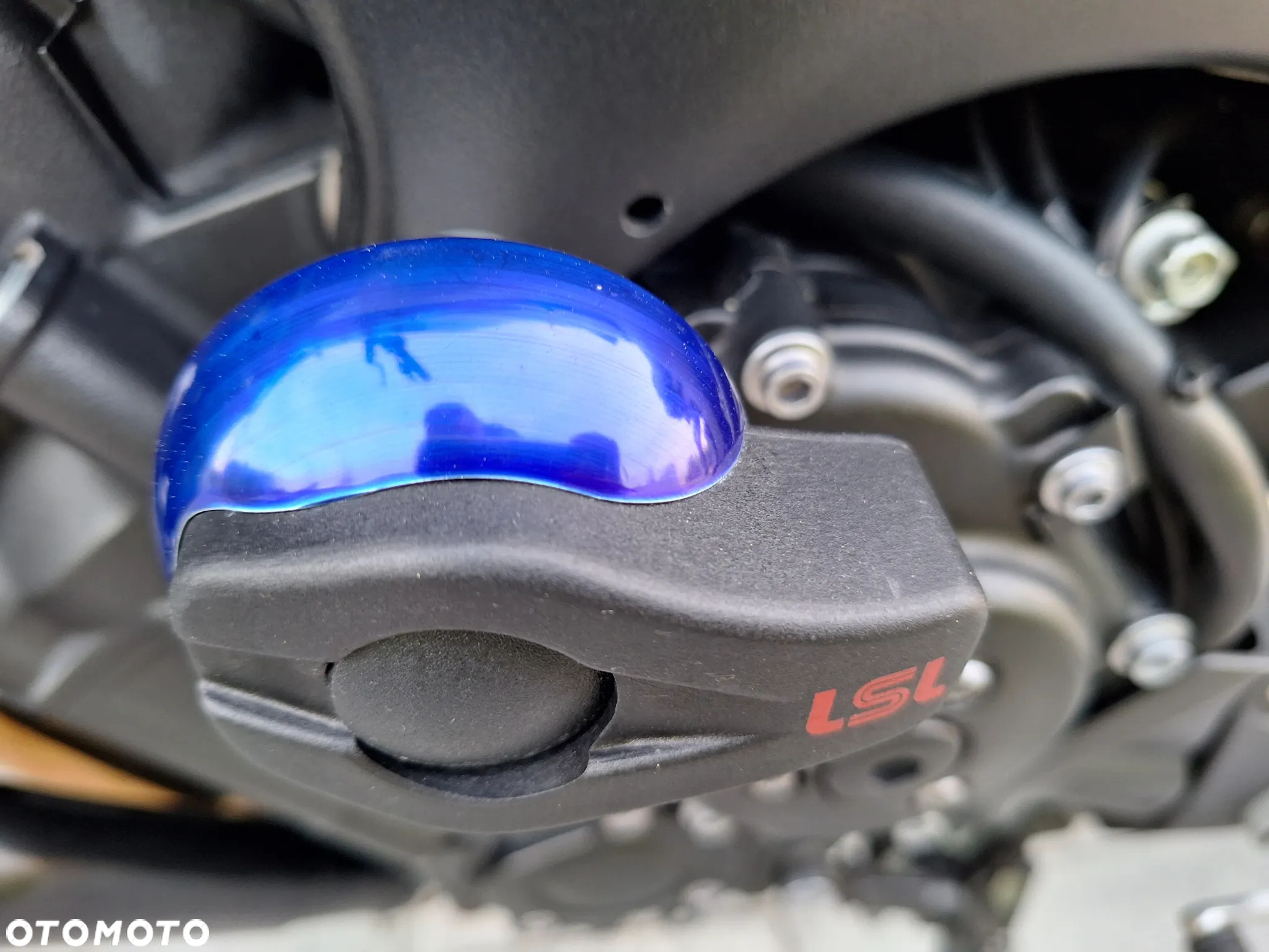 Yamaha FZ - 11