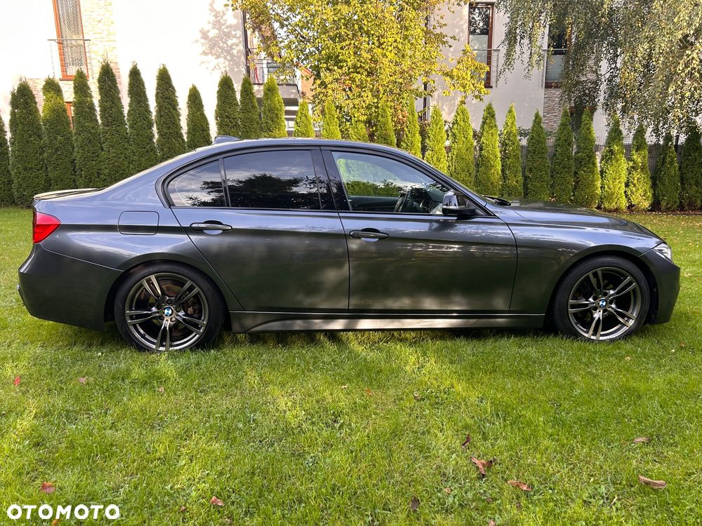 BMW Seria 3 328i xDrive - 8