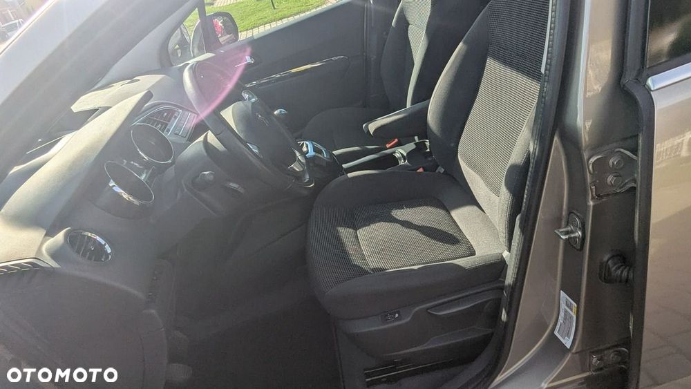 Peugeot 5008 2.0 BlueHDi Allure 7os - 23
