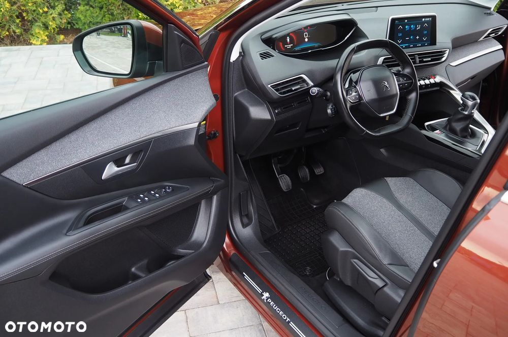 Peugeot 3008 - 23