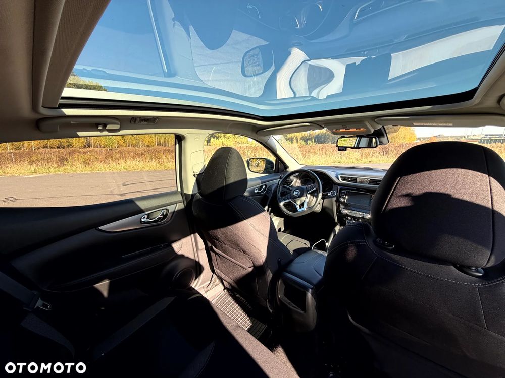 Nissan Qashqai 1.3 DIG-T N-Connecta DCT - 12