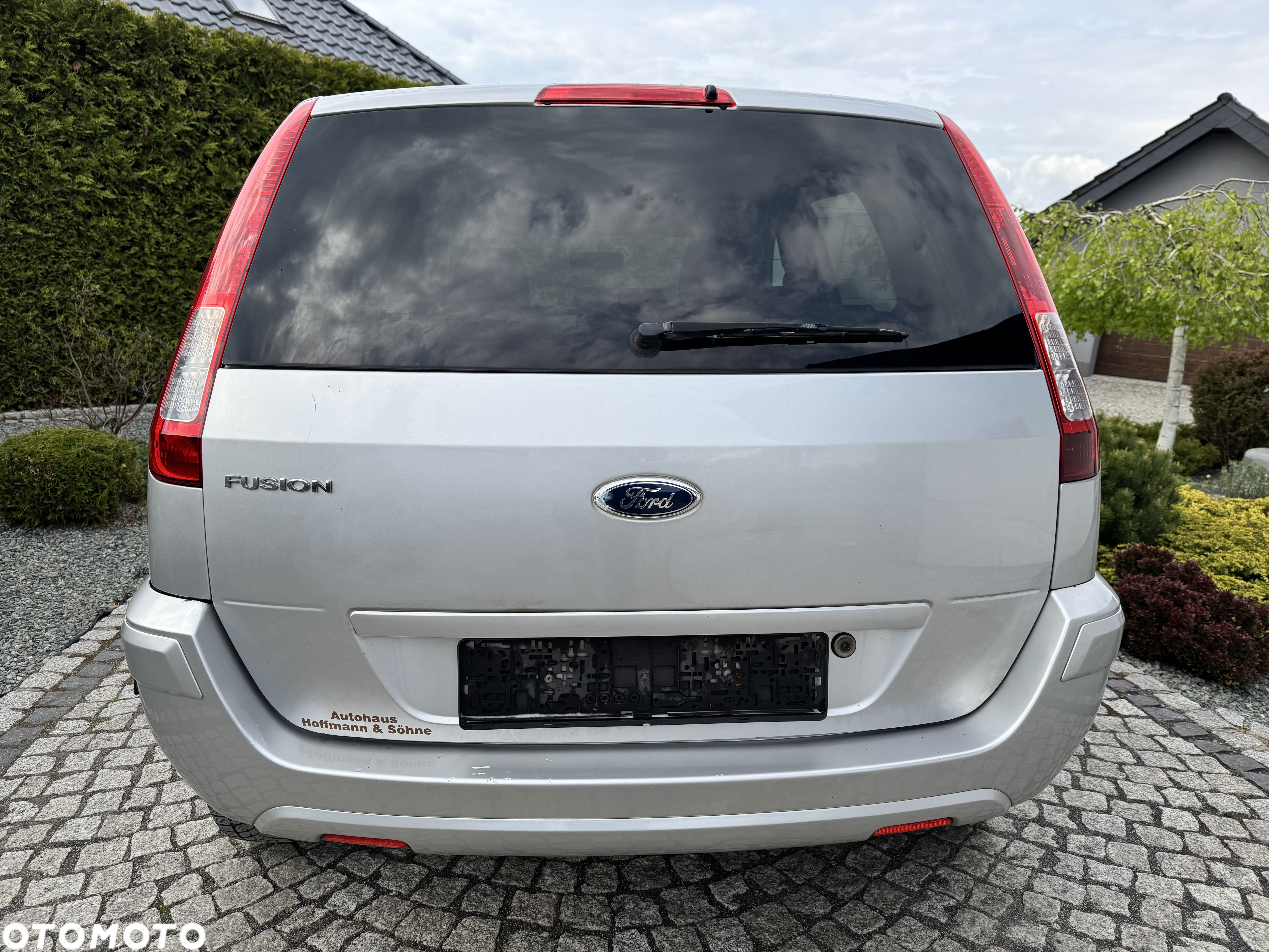 Ford Fusion - 15