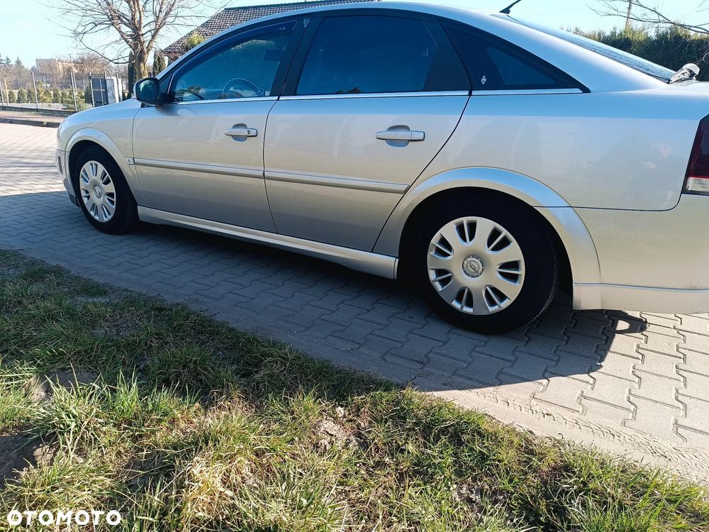 Opel Vectra 2.2 - 16
