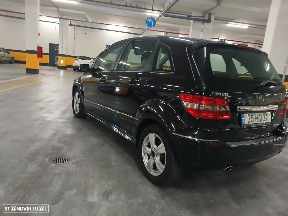 Mercedes-Benz B 180 CDi - 8
