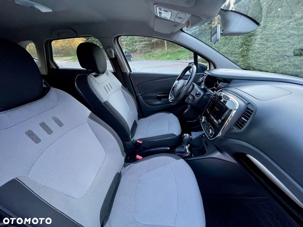Renault Captur - 23