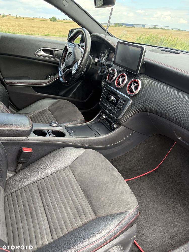 Mercedes-Benz Klasa A 180 d 7G-DCT AMG Line - 11
