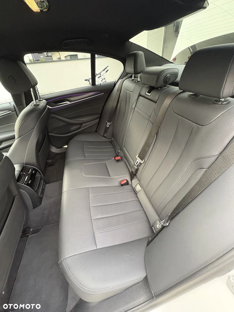 BMW Seria 5 - 13