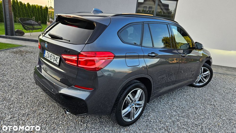 BMW X1 xDrive25i M Sport - 4