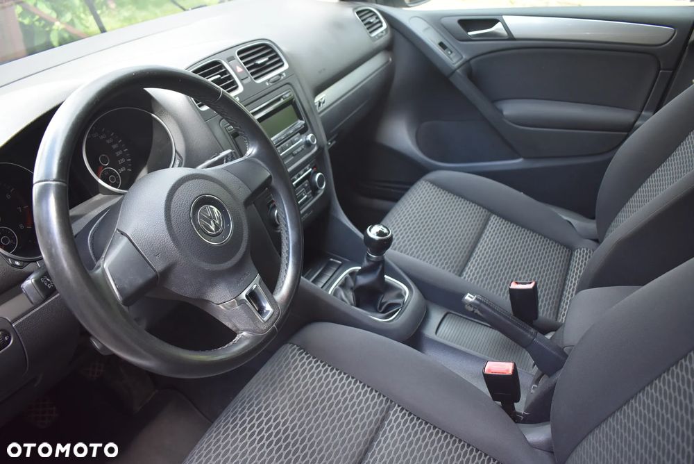 Volkswagen Golf 1.2 TSI BMT Trendline - 12