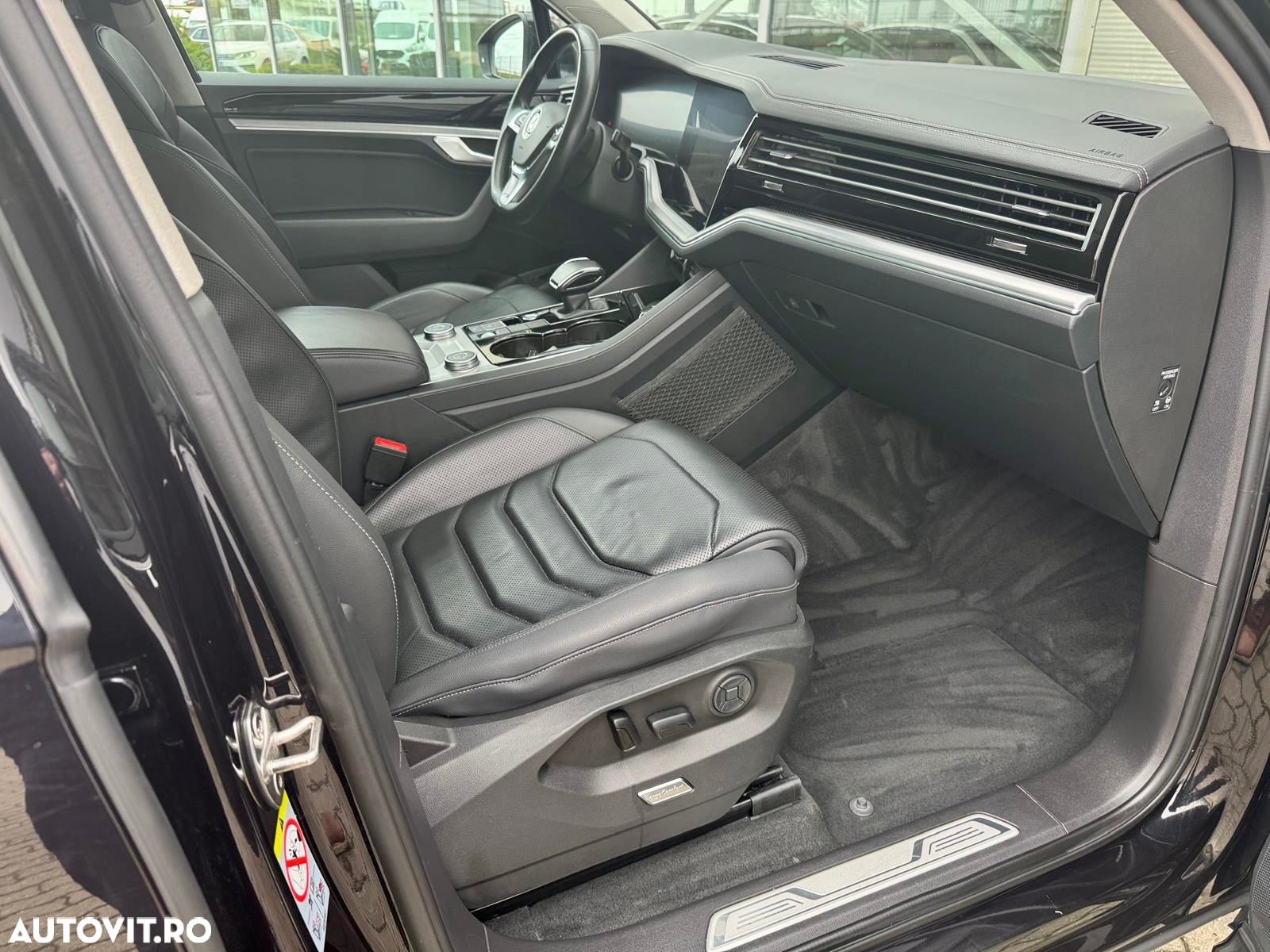 Volkswagen Touareg 3.0 V6 TDI 4Motion DPF Automatik Elegance - 14
