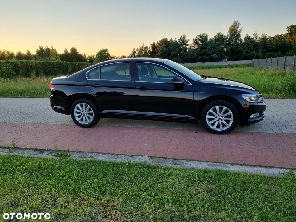 Volkswagen Passat 2.0 TDI SCR DSG Comfortline - 5