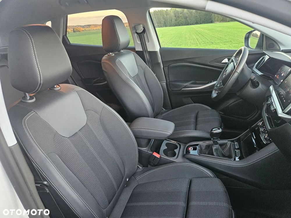Opel Grandland X 1.2 Start/Stop Business Elegance - 28