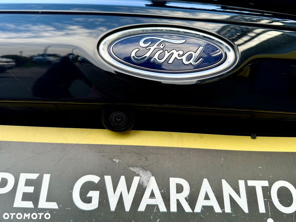 Ford Mondeo - 12