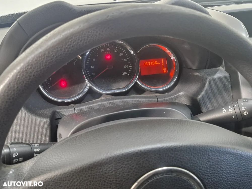 Dacia Duster 1.5 dCi 4x4 Laureate - 6