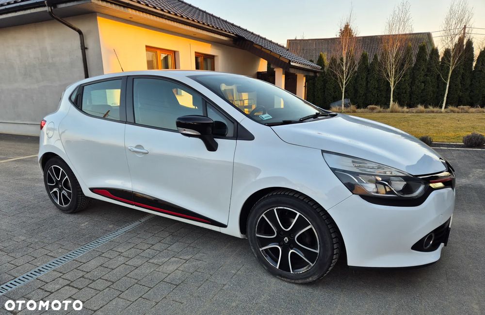 Renault Clio 1.2 16V Limited EU6 - 1