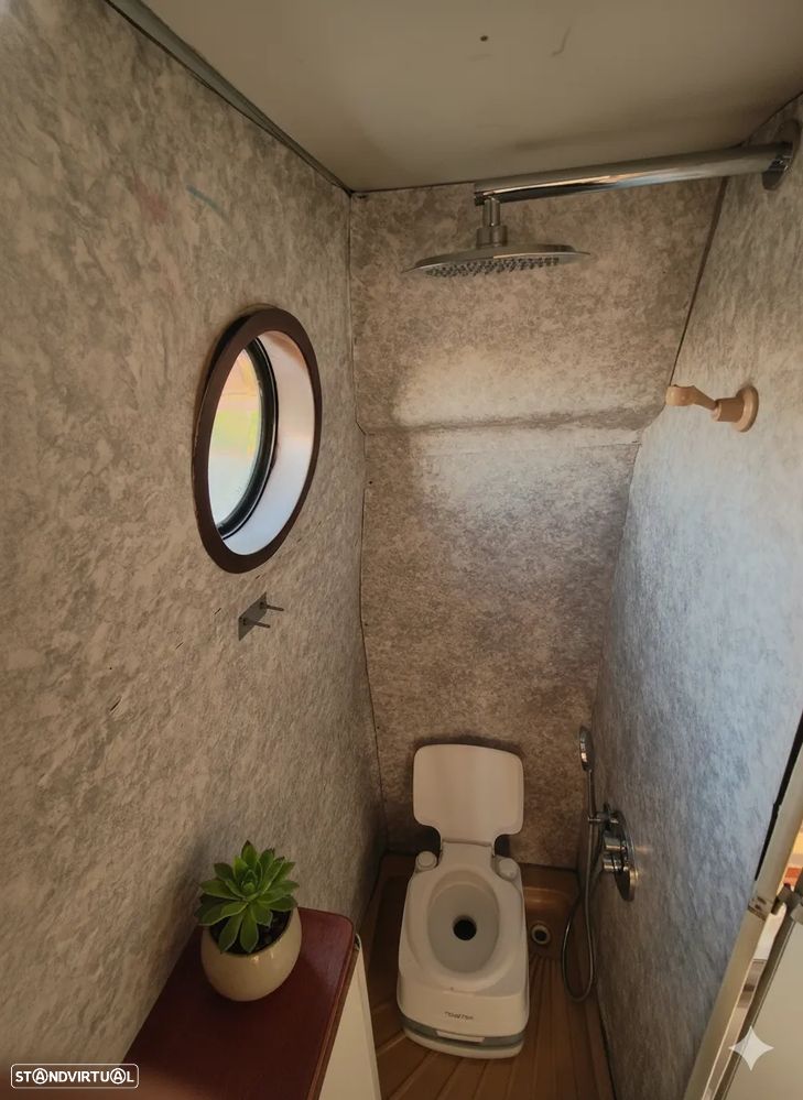 VW LT 31 2.4TD Direção Assitida 6 Cilindros - 16