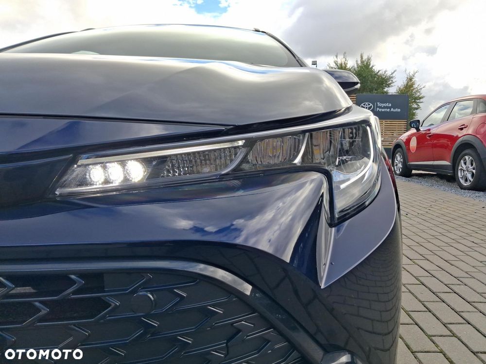 Toyota Corolla 1.8 Hybrid Comfort - 24