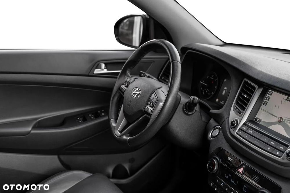 Hyundai Tucson blue 1.7 CRDi 2WD DCT Premium - 20
