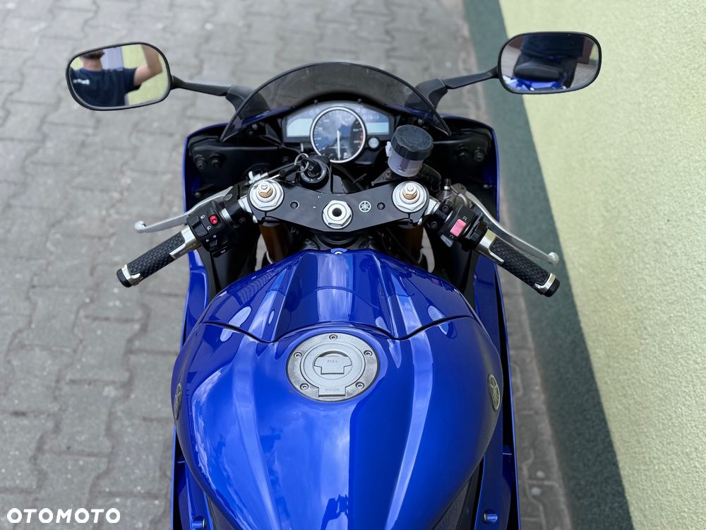 Yamaha R6 - 38