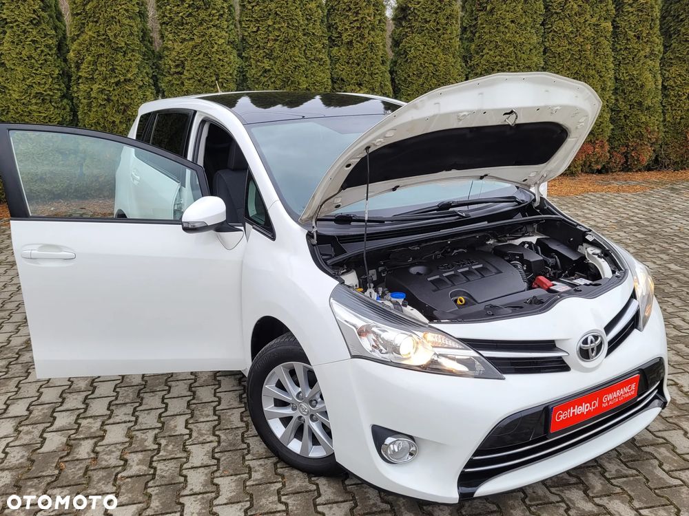 Toyota Verso 1.6 - 19