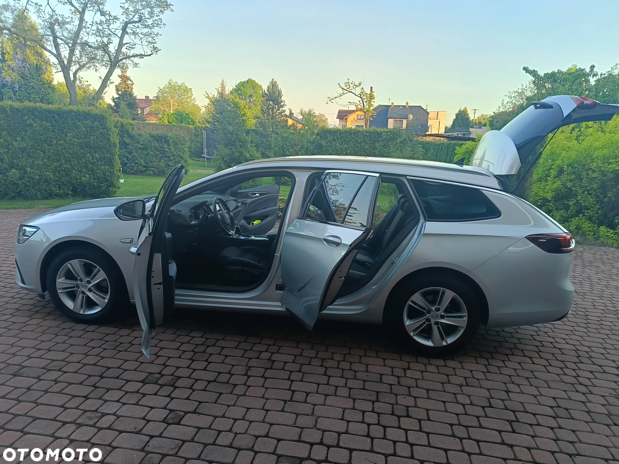 Opel Insignia - 15