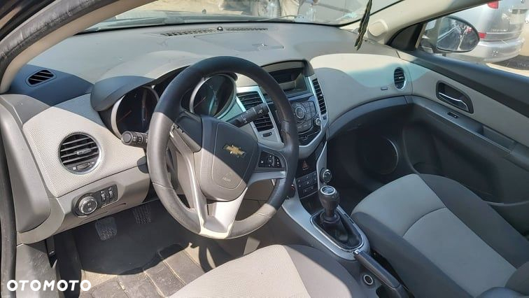 Chevrolet Cruze 2,0 VCDI 125KM pompa wtryskowa - 8