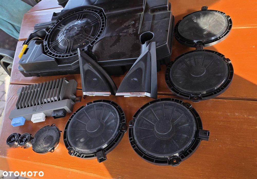 Zestaw Nagłośnienia FOCAL Peugeot 3008 5008 II Subwoofer Wzmacniacz Głośniki - 1