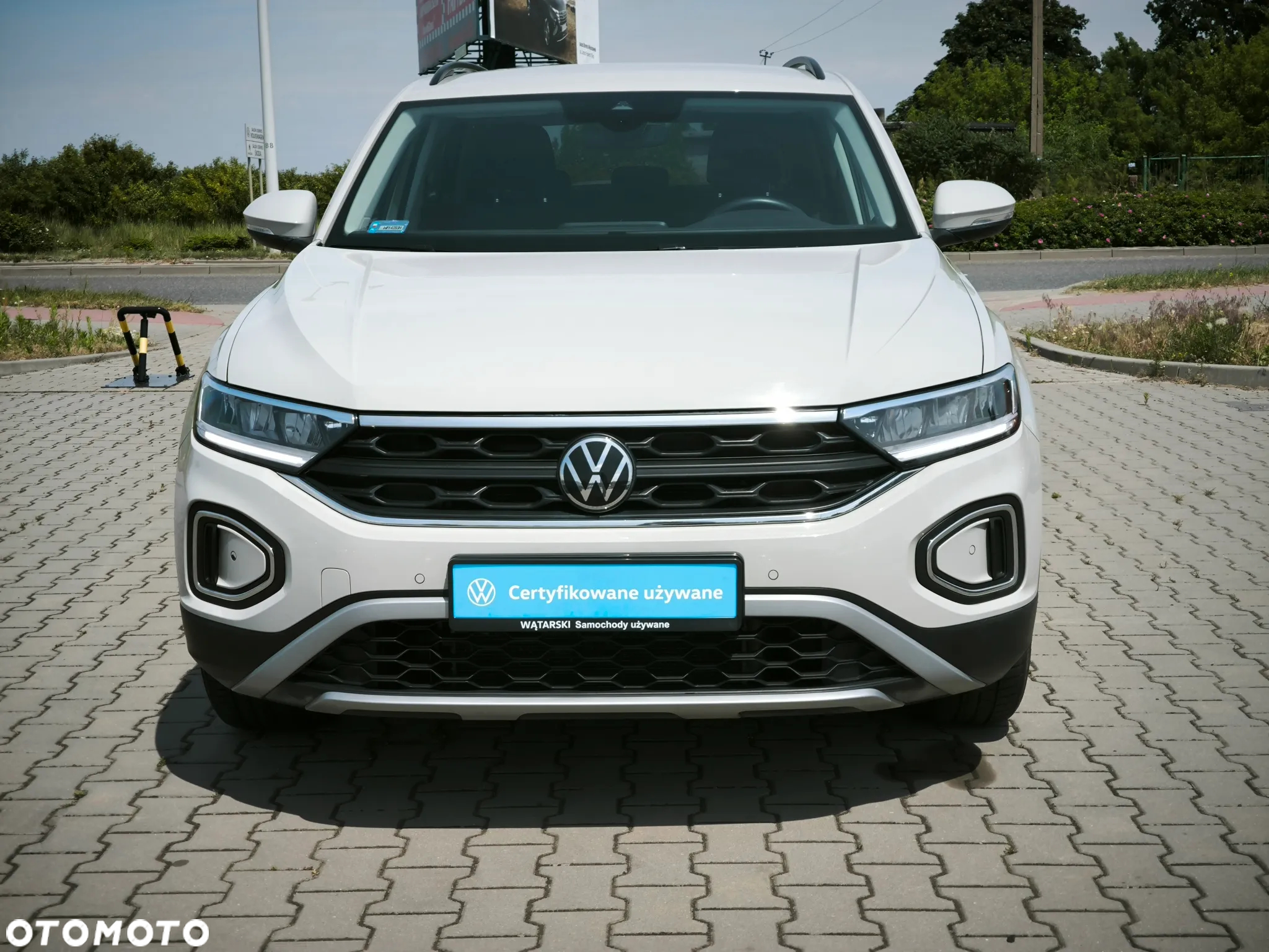 Volkswagen T-Roc 1.5 TSI Life DSG - 2