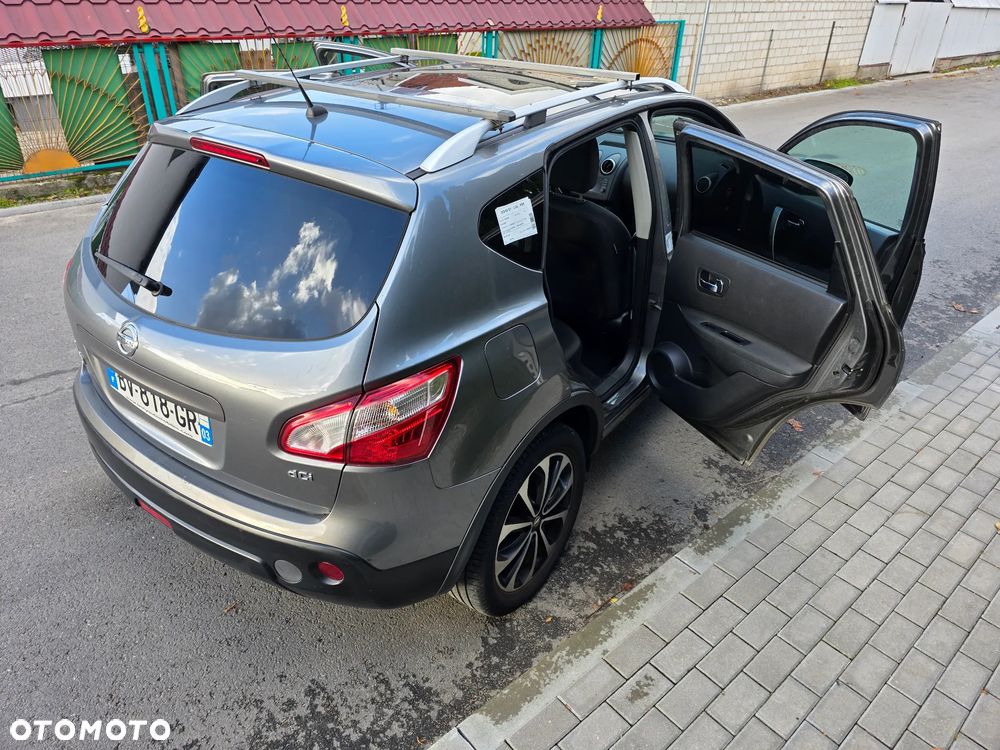 Nissan Qashqai 2.0 dCi 4 x 4 DPF tekna - 17
