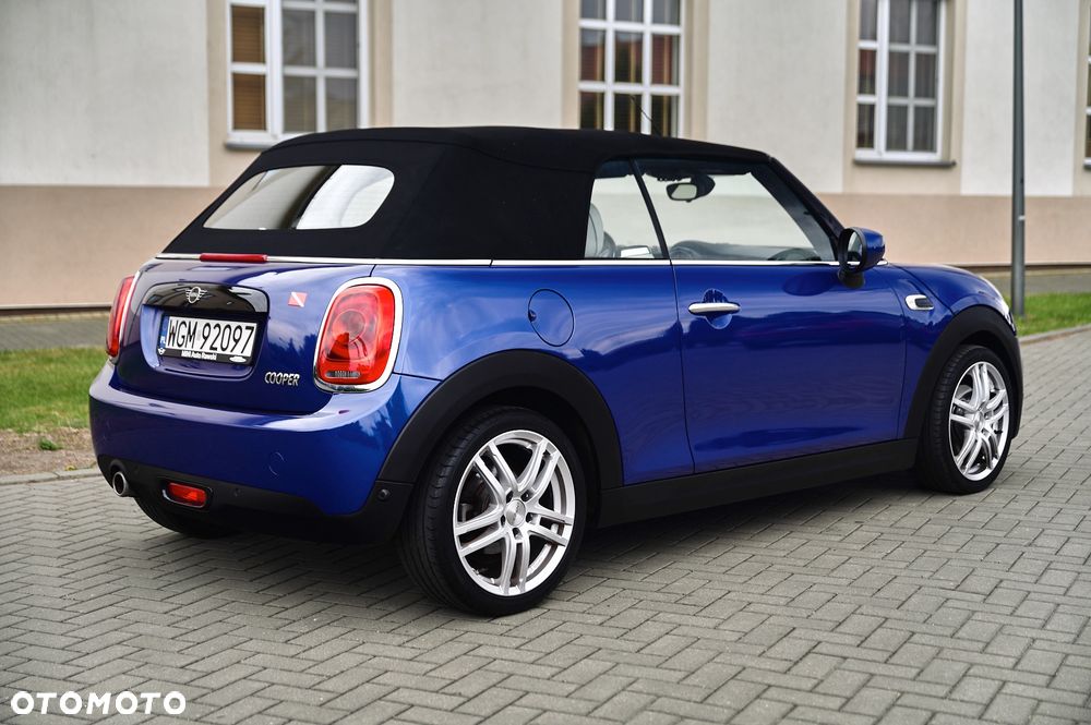 MINI Cooper Sidewalk Edition - 12