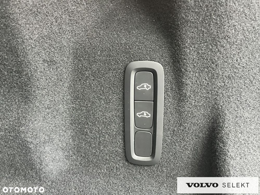 Volvo XC 60 - 41